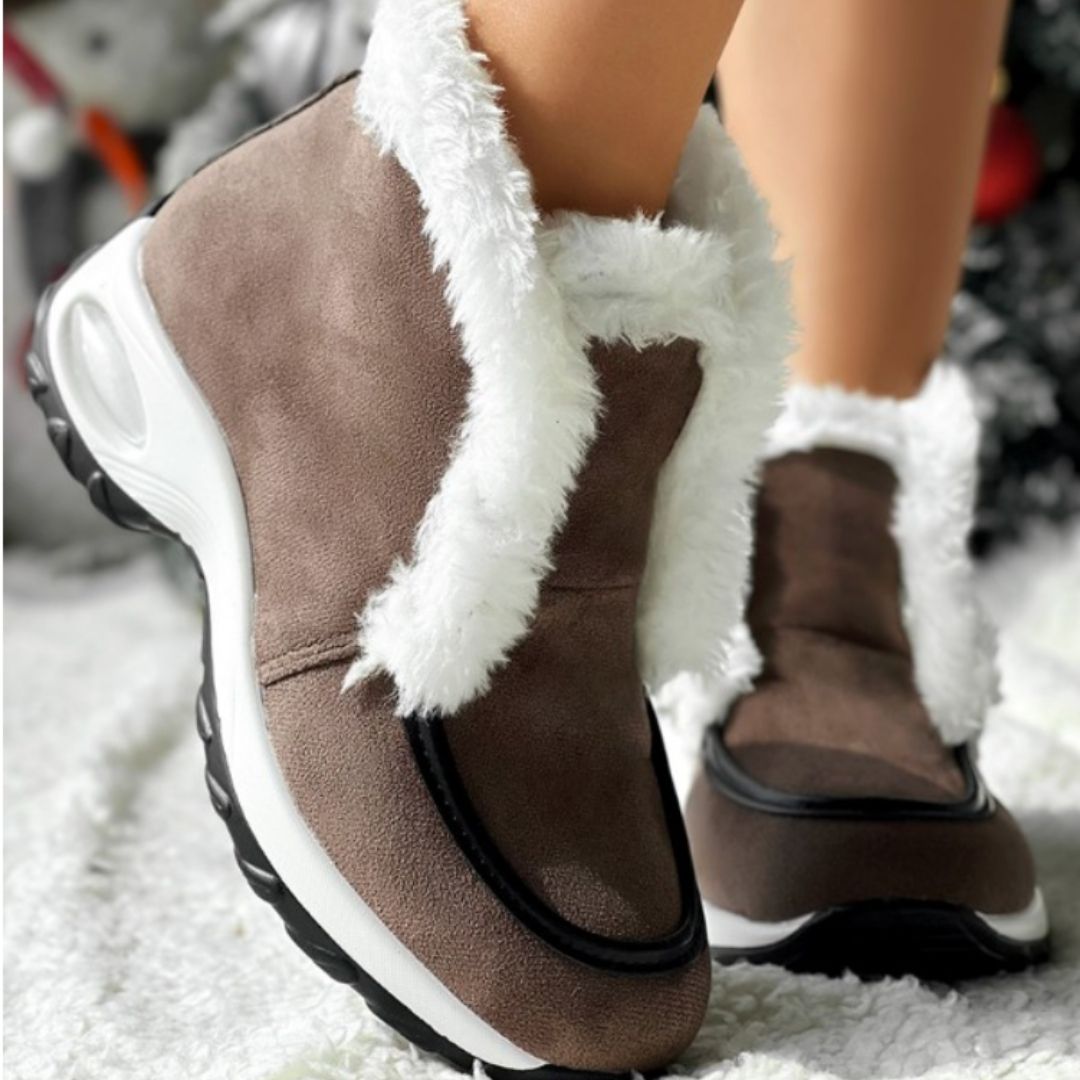 Women's Cushioned Platform Ankle Boots - Padded Booties