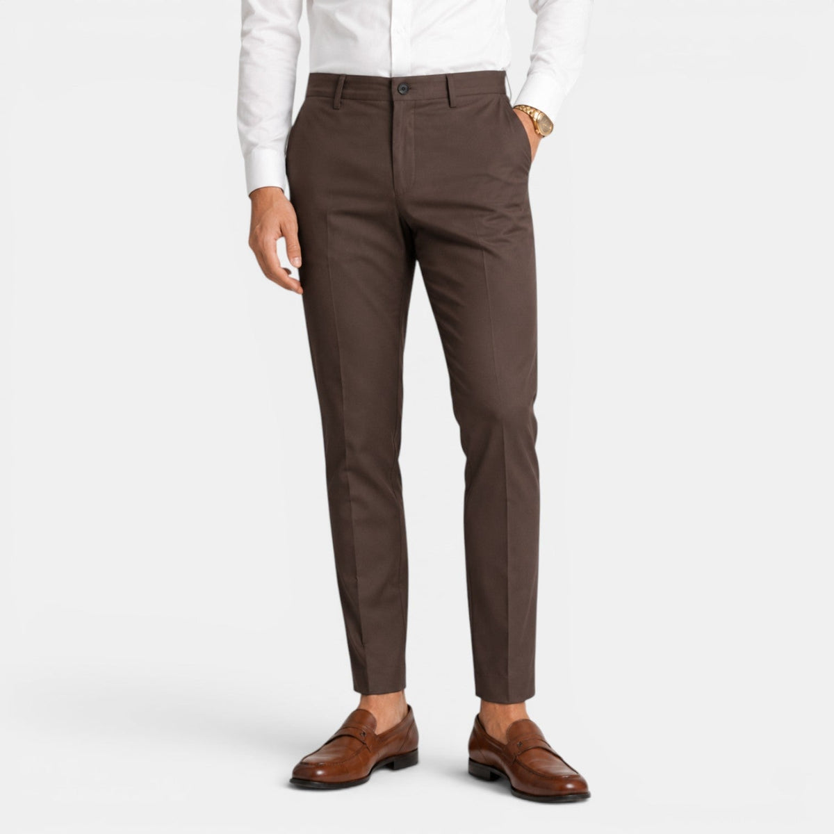 Men's slim-fit chino trousers in a smart casual style