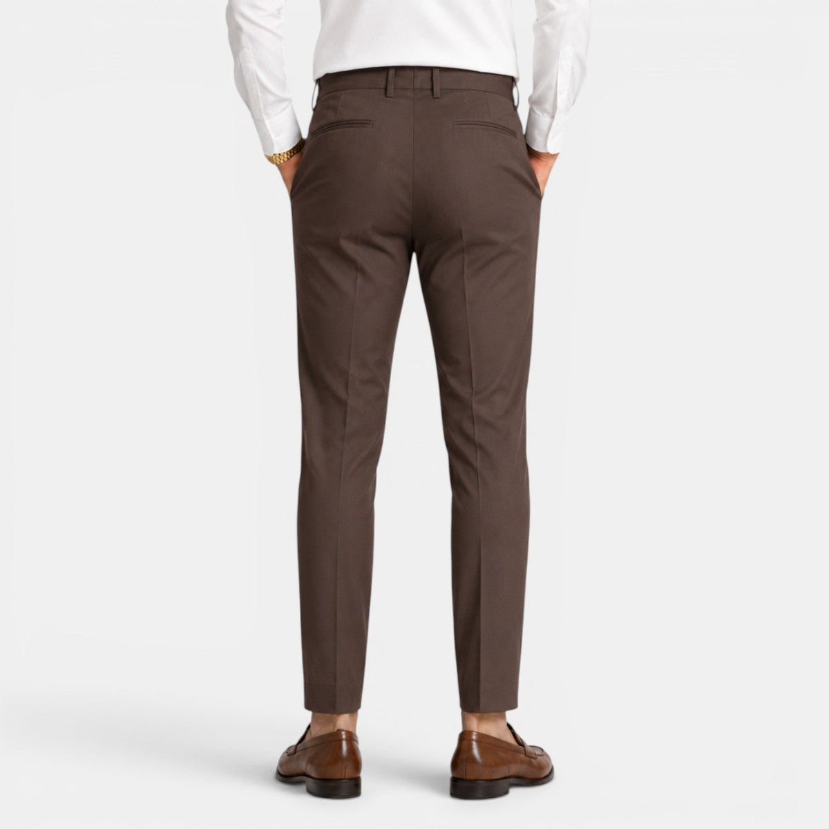 Men's slim-fit chino trousers in a smart casual style