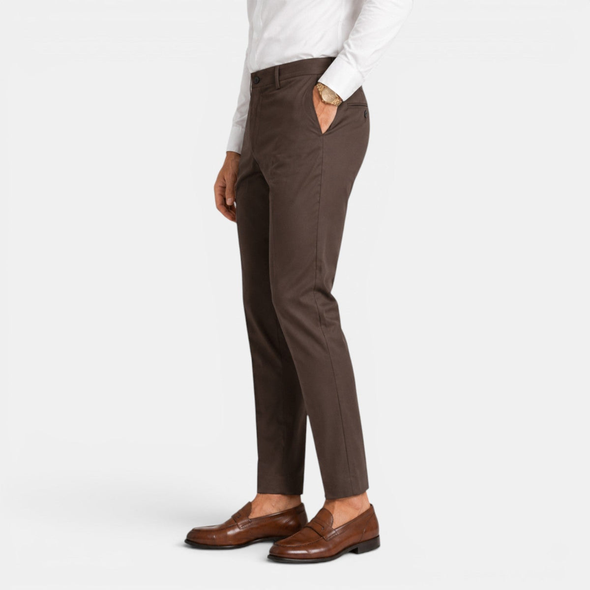 Men's slim-fit chino trousers in a smart casual style