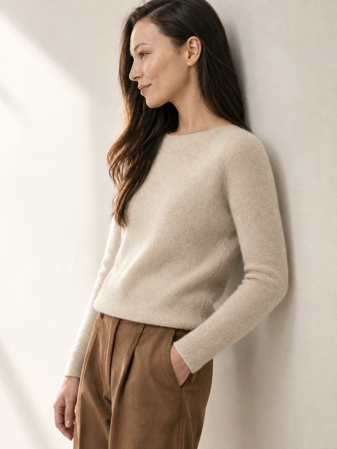 Women's Cashmere Boat Neck Sweater