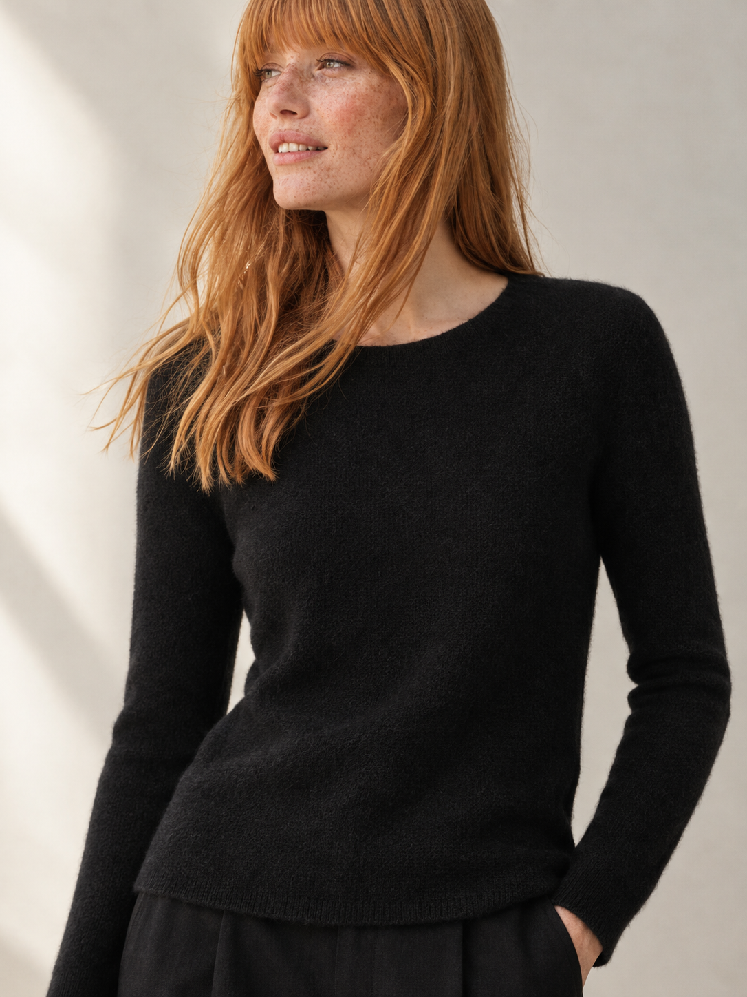Women's Cashmere Boat Neck Sweater
