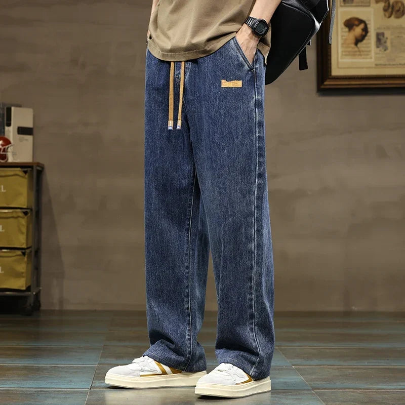 Men's baggy jeans with adjustable drawstring and stretch fabric
