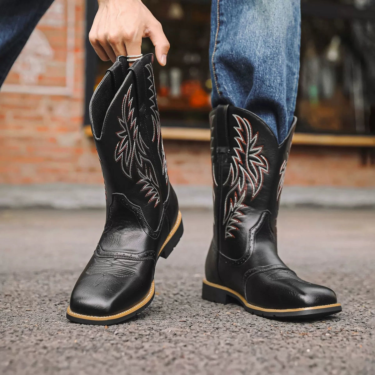 Botas vaqueras para hombre con caña bordada