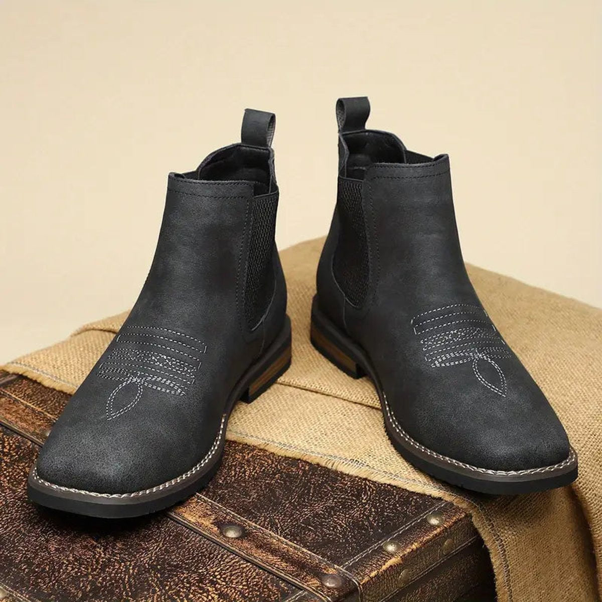 Men's Classic Laceless Chelsea Boots - Elastic Side Panels