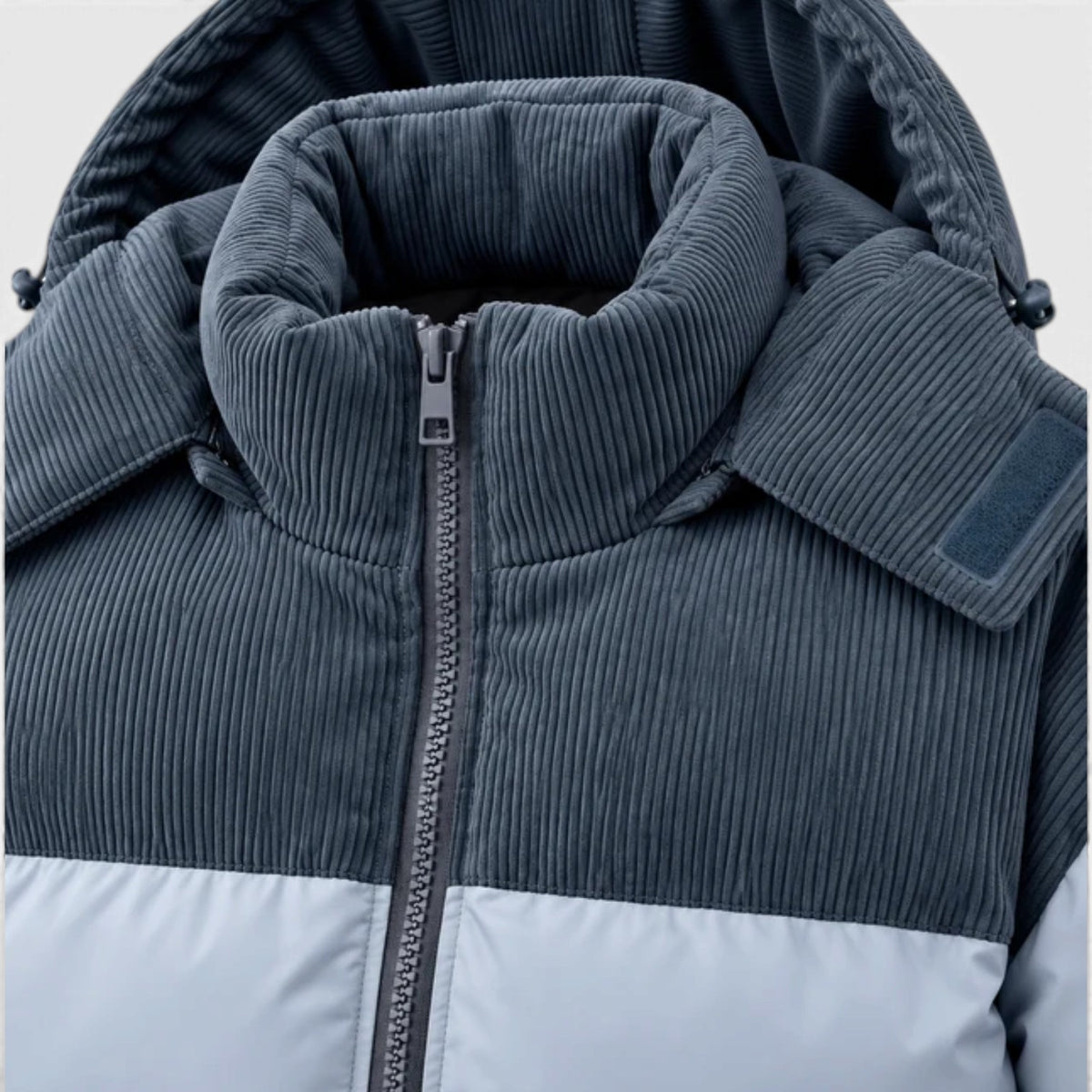 Chaqueta Hombre Acolchada con Capucha y Paneles de Pana