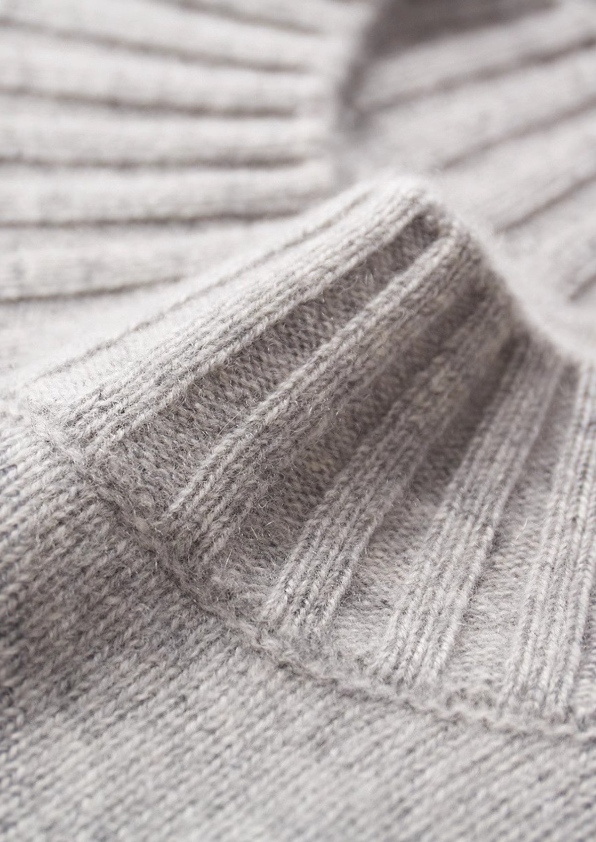Men's Premium Cashmere Mock Neck Sweater - 100% Cashmere