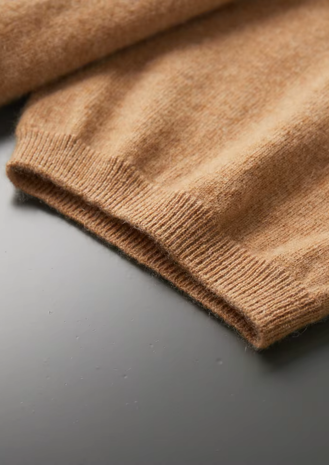 Camiseta Hombre Premium 100% Cashmere – Cuello Alto Elegante