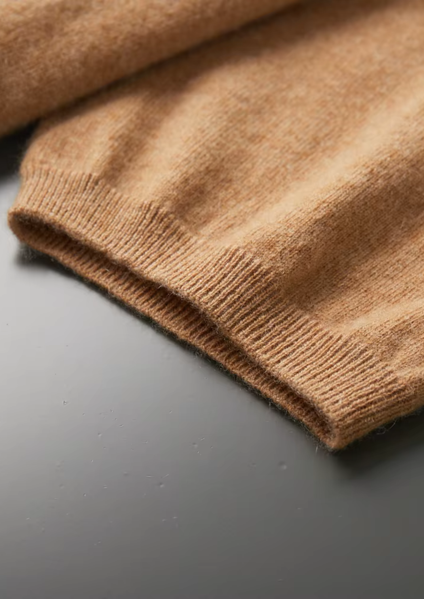Camiseta Hombre Premium 100% Cashmere – Cuello Alto Elegante
