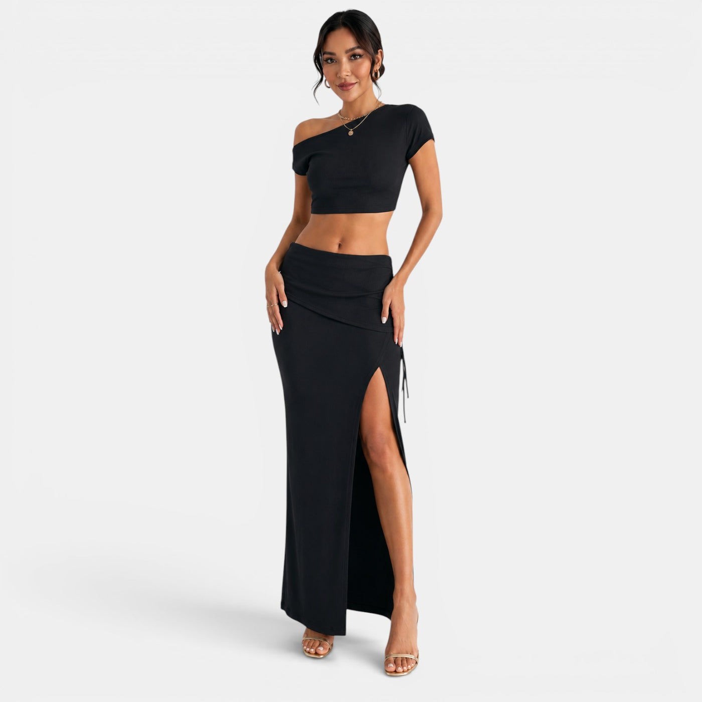 Elegant Women's Party Outfit