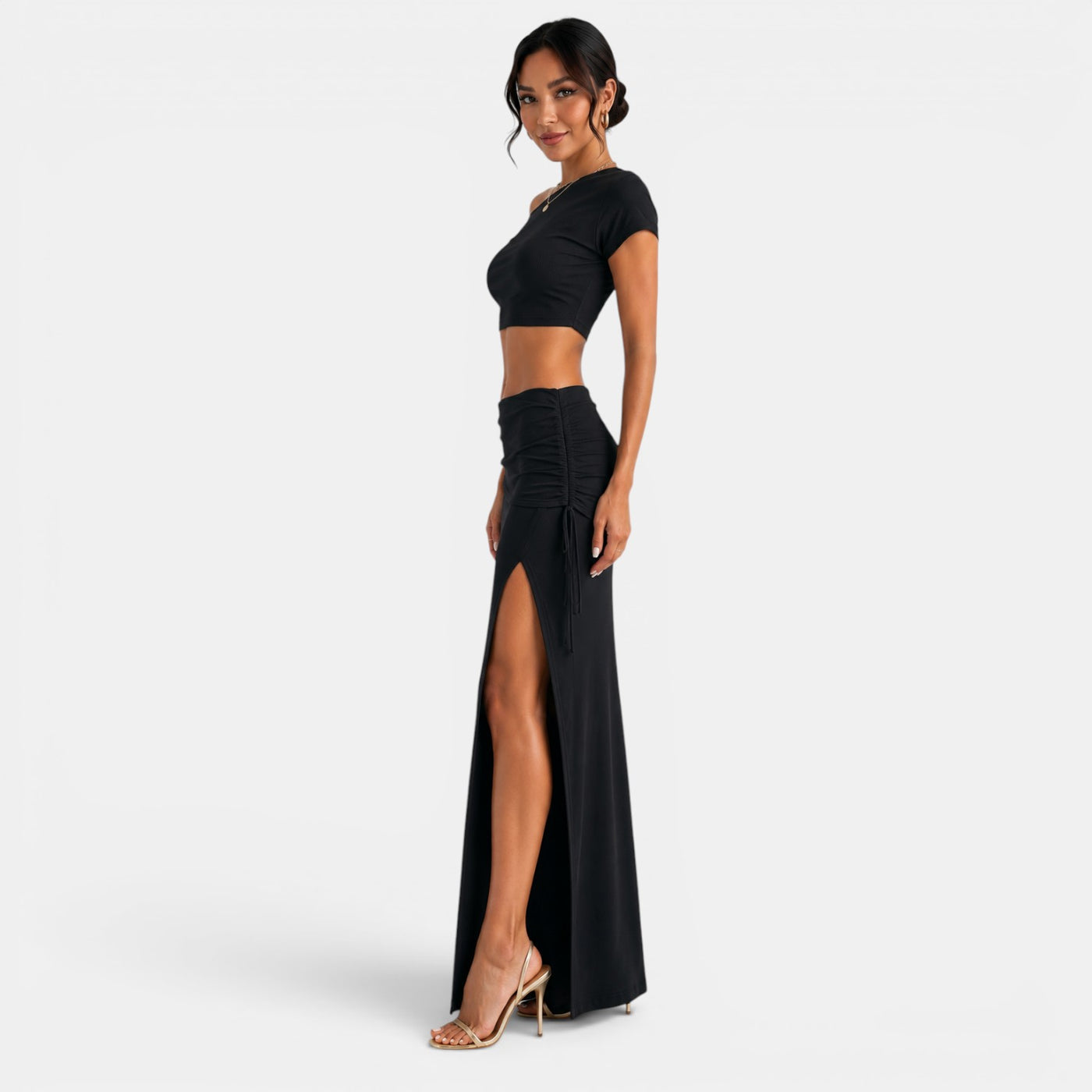 Elegant Women's Party Outfit