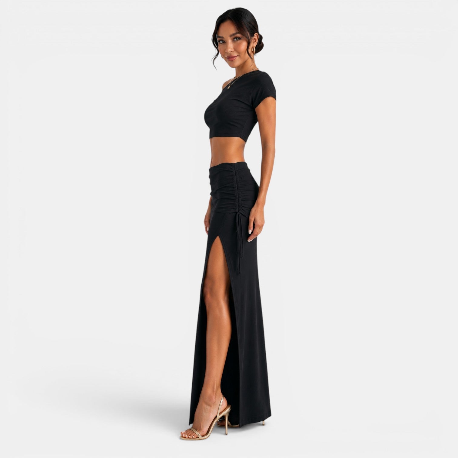 Elegant Women's Party Outfit