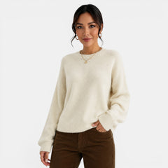 Women's Oversized Cashmere-Feel Sweater - Chunky Crew Neck