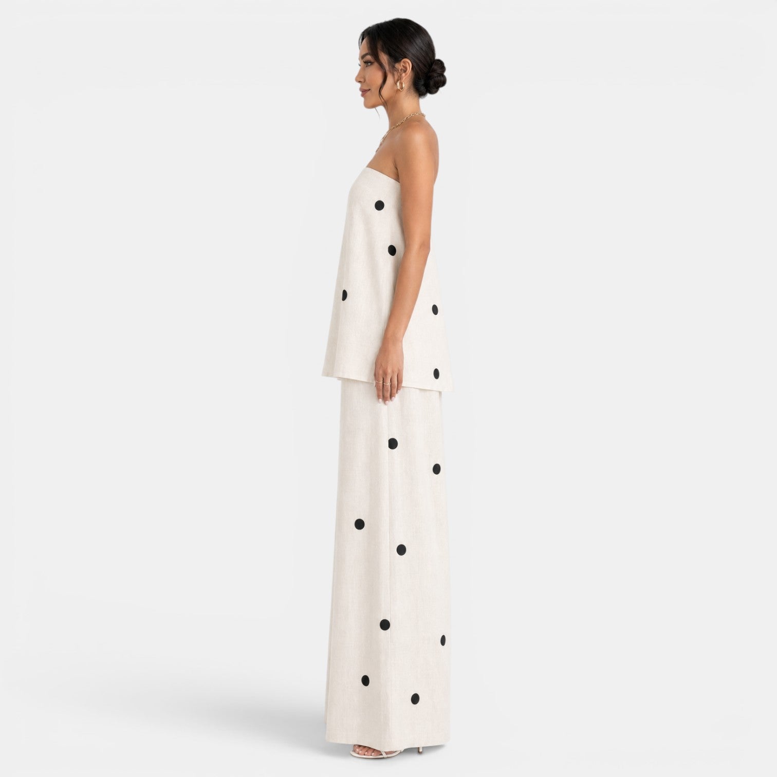Conjunto Mujer Beige de Lunares