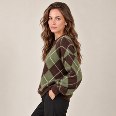 Women's Argyle Knit Sweater - Classic Crew Neck Pullover