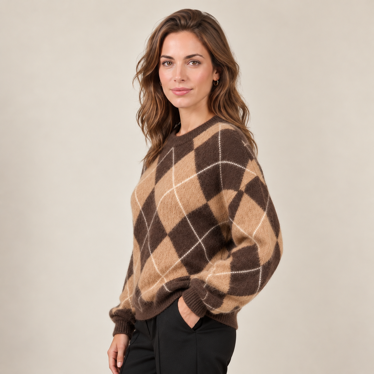 Women's Argyle Knit Sweater - Classic Crew Neck Pullover