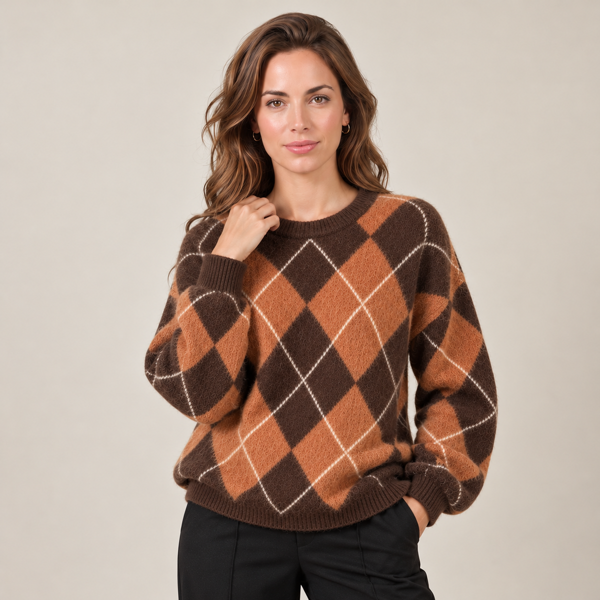 Women's Argyle Knit Sweater - Classic Crew Neck Pullover
