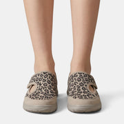 Women's Orthopedic Shoes with Arch Support and Cushioned Sole