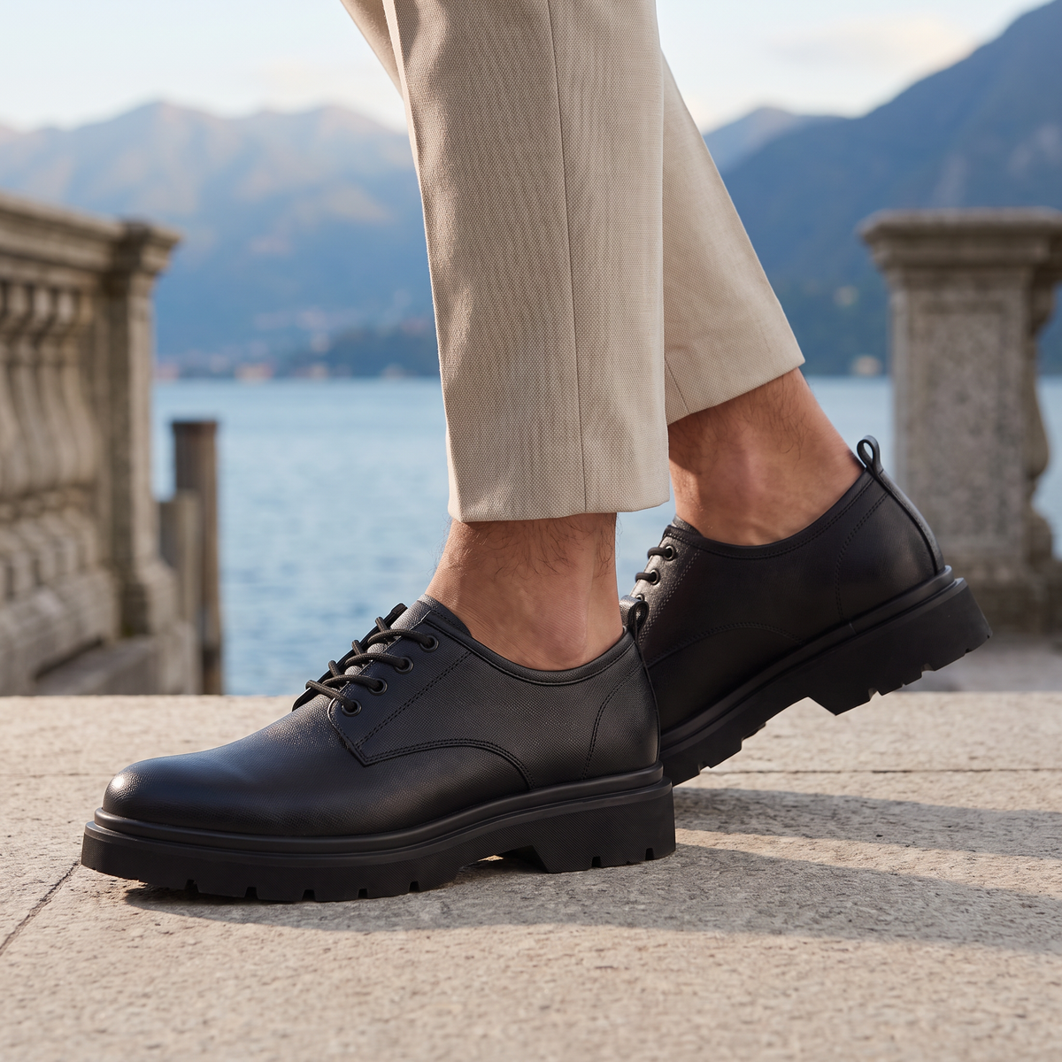Men's Derby Shoes with Thick Track Sole