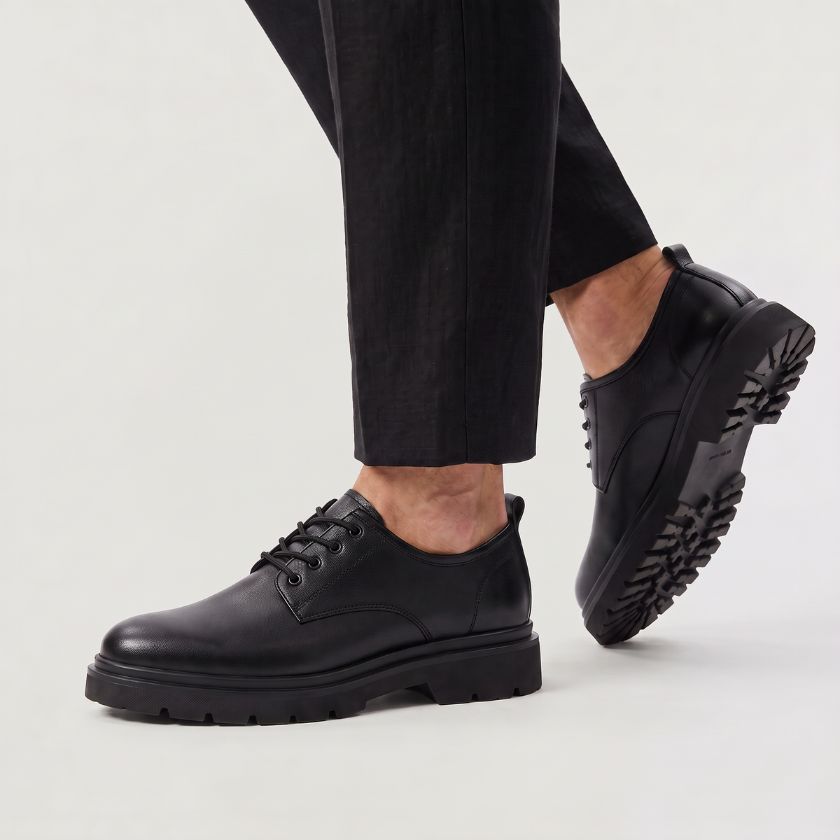 Men's Derby Shoes with Thick Track Sole