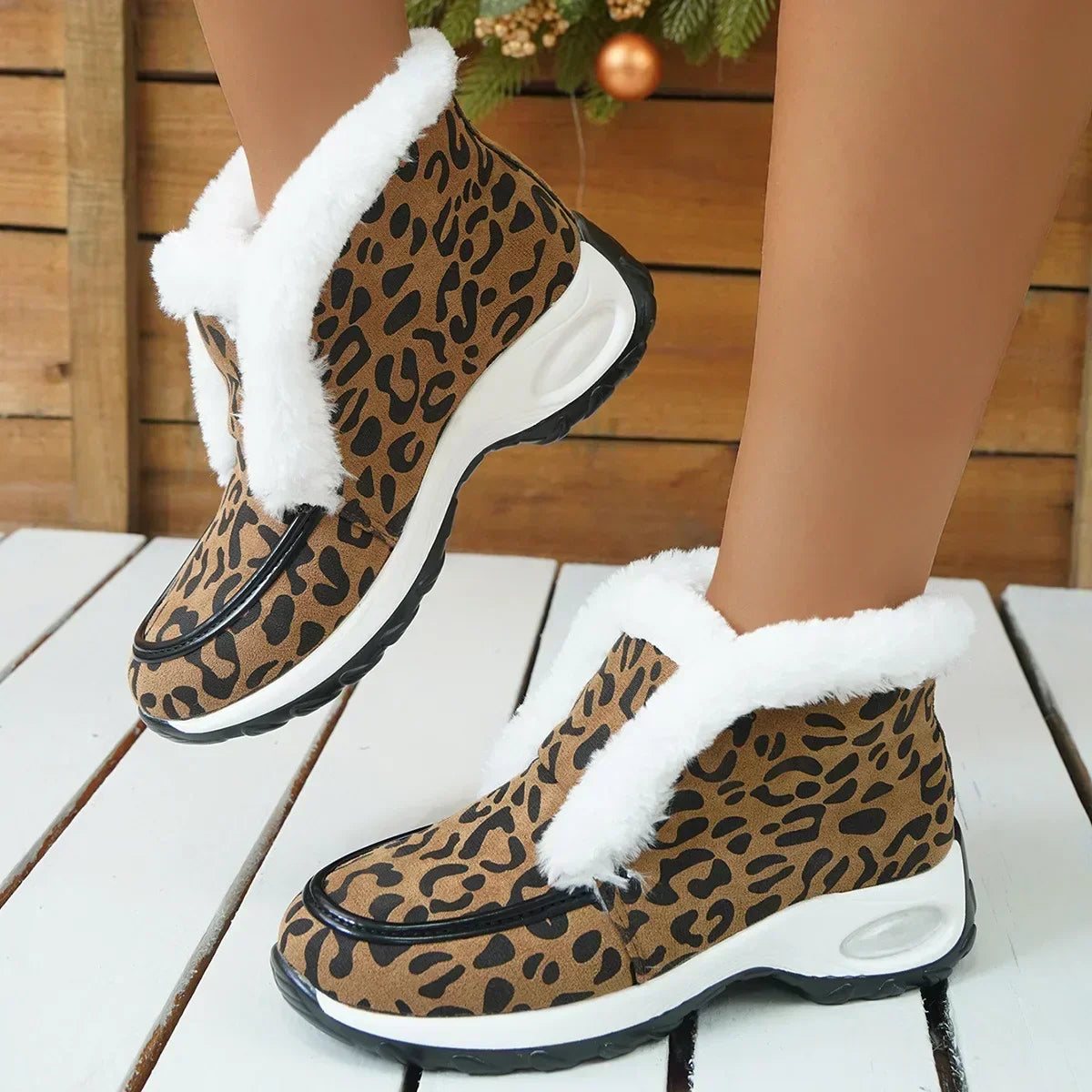 Women's Cushioned Platform Ankle Boots - Padded Booties