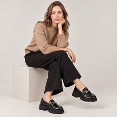 Mocasines de Mujer con Detalle de Hebilla y Pedrería