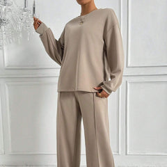 Conjunto Mujer Oversize con Top Hombro Caído y Pantalón Ancho