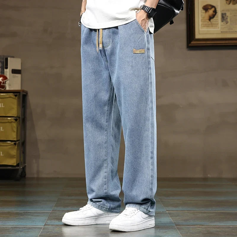 Men's baggy jeans with adjustable drawstring and stretch fabric