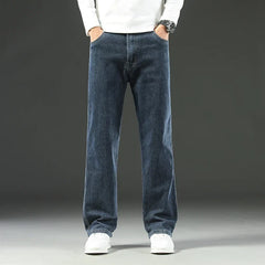 Men's classic-fit stretch straight jeans