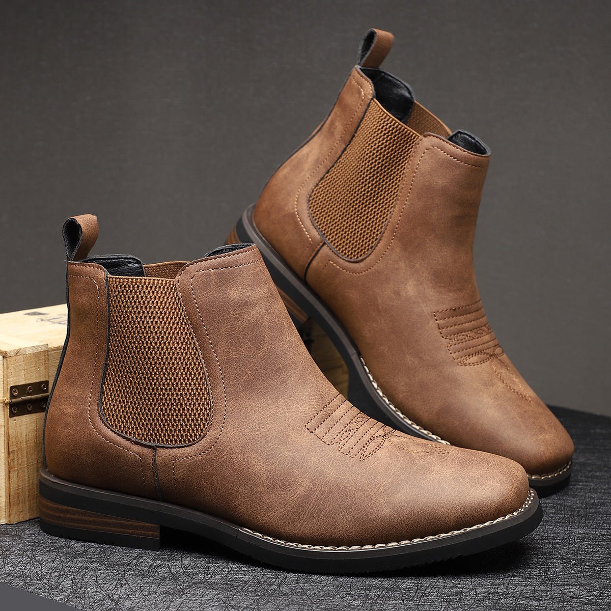 Men's Classic Laceless Chelsea Boots - Elastic Side Panels