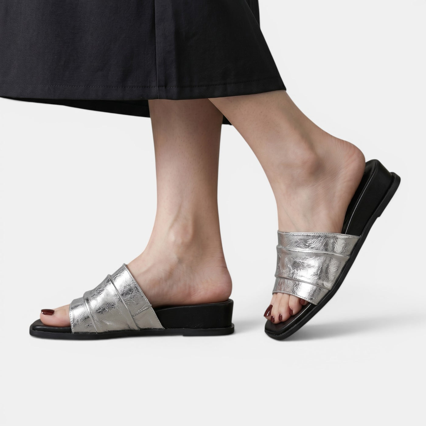 Women's Leather Flat Sandals