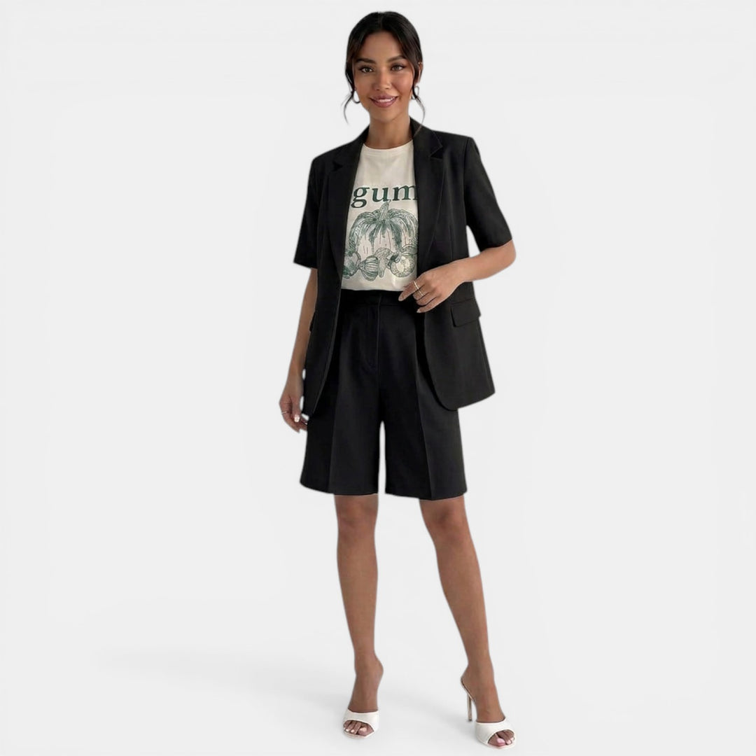 Conjunto Mujer Blazer y Shorts