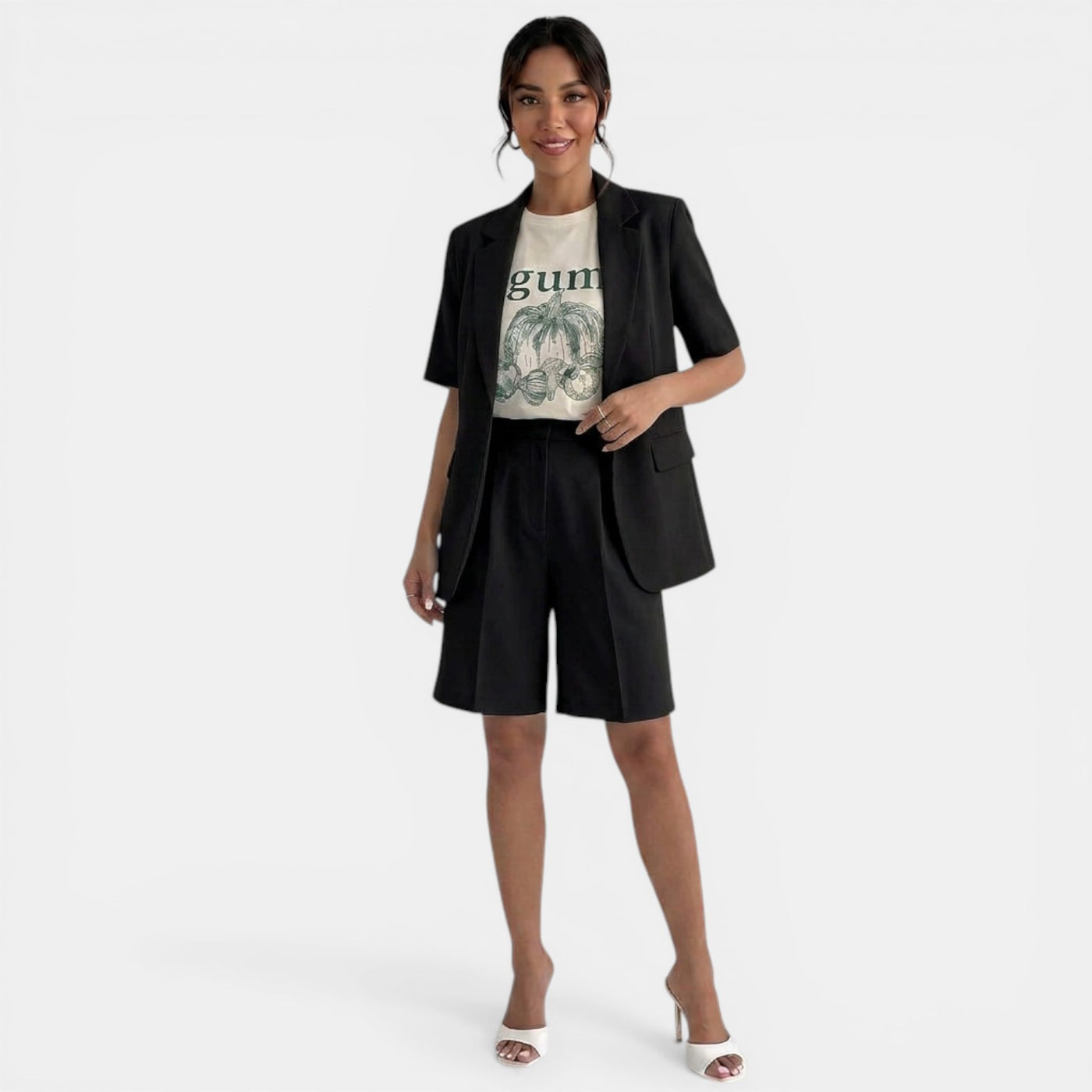 Conjunto Mujer Blazer y Shorts