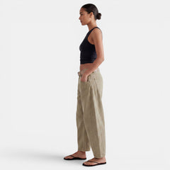 Women's Stretch Mid-Rise Wide Leg Jeans - Baggy Barrel Fit
