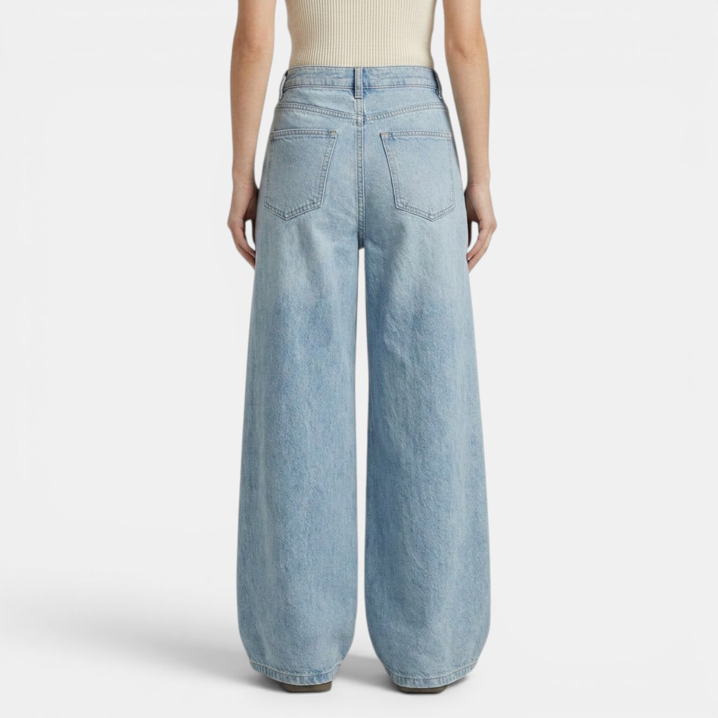 Women's Wide-Leg High-Waisted Jeans