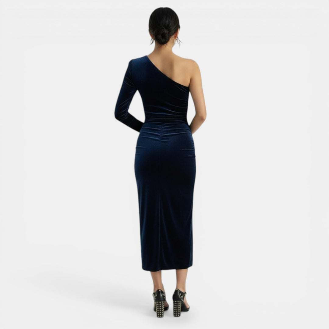 Vestido Elegante Pliegues y Abertura