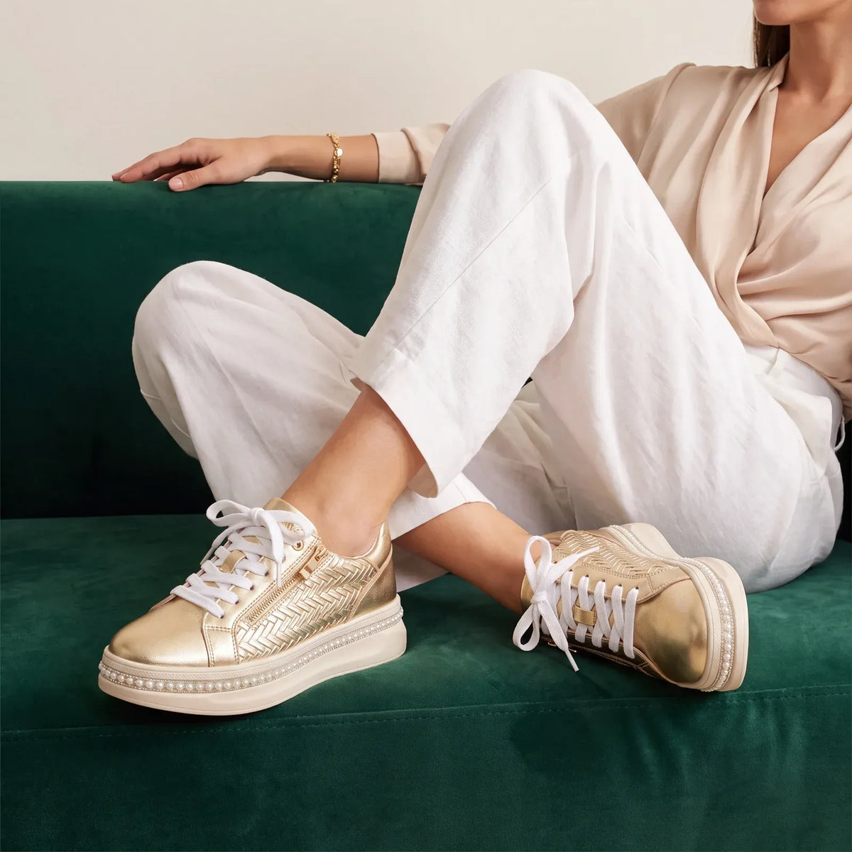Women's Platform Sneakers with Pearls and Zipper
