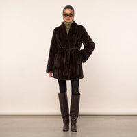 Marrón oscuro
