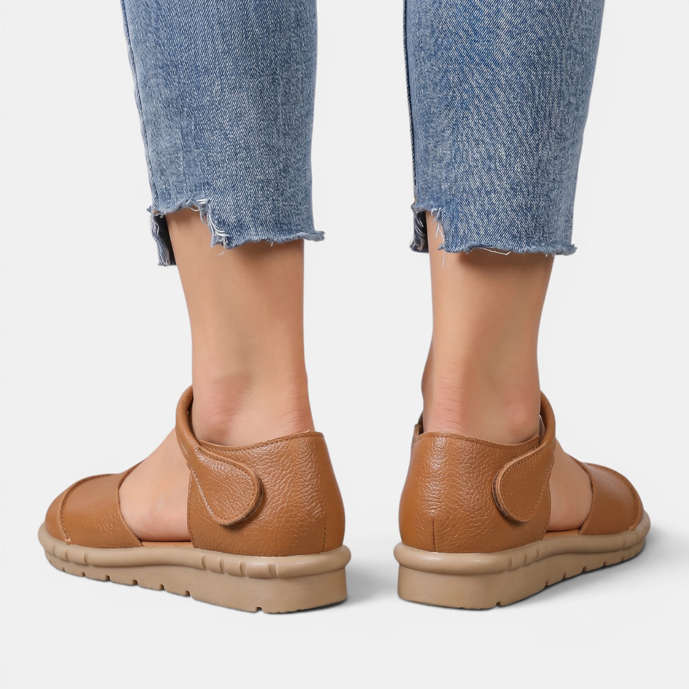 Women's Flat Leather Sandals