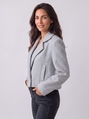 Chaqueta Mujer de Lana con Cuello Sastre y Estilo Elegante