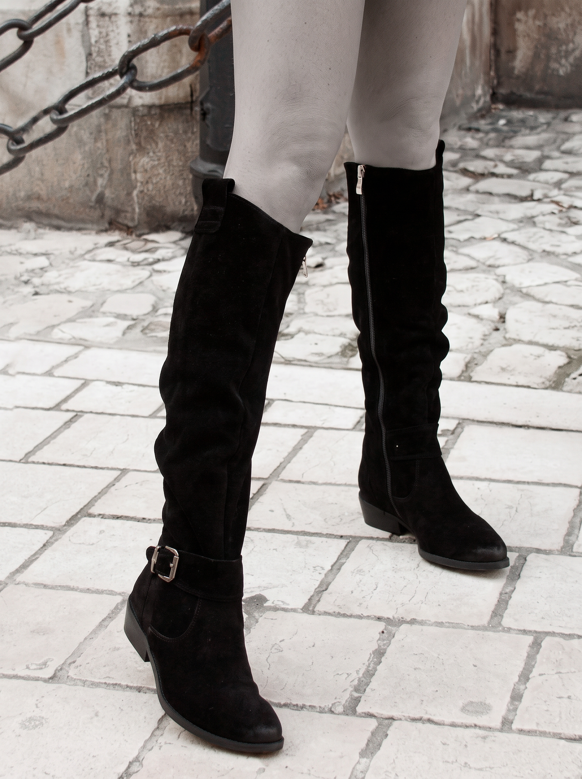 Botas Altas de Ante para Mujer con Caña Holgada y Tacón de Bloque