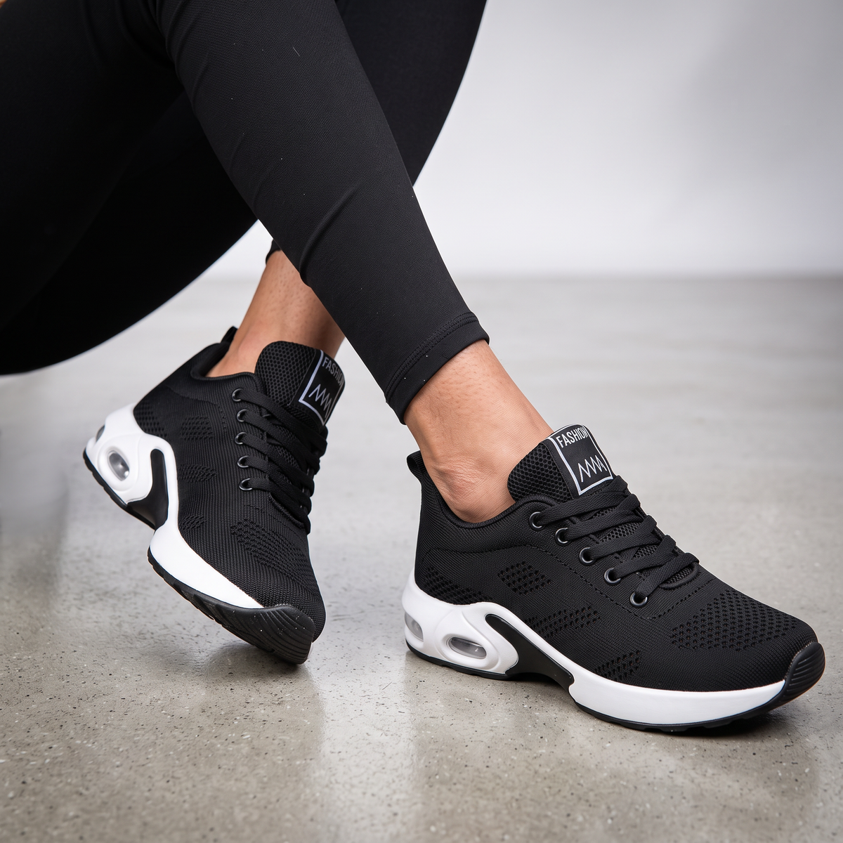 Women's Orthopedic Shoes - Comfortable and Breathable
