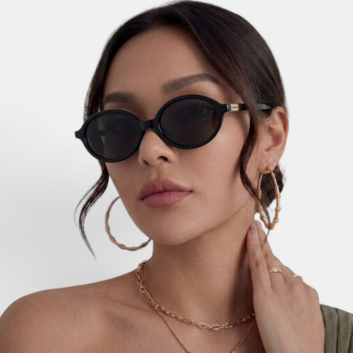 Small Fashion Women&